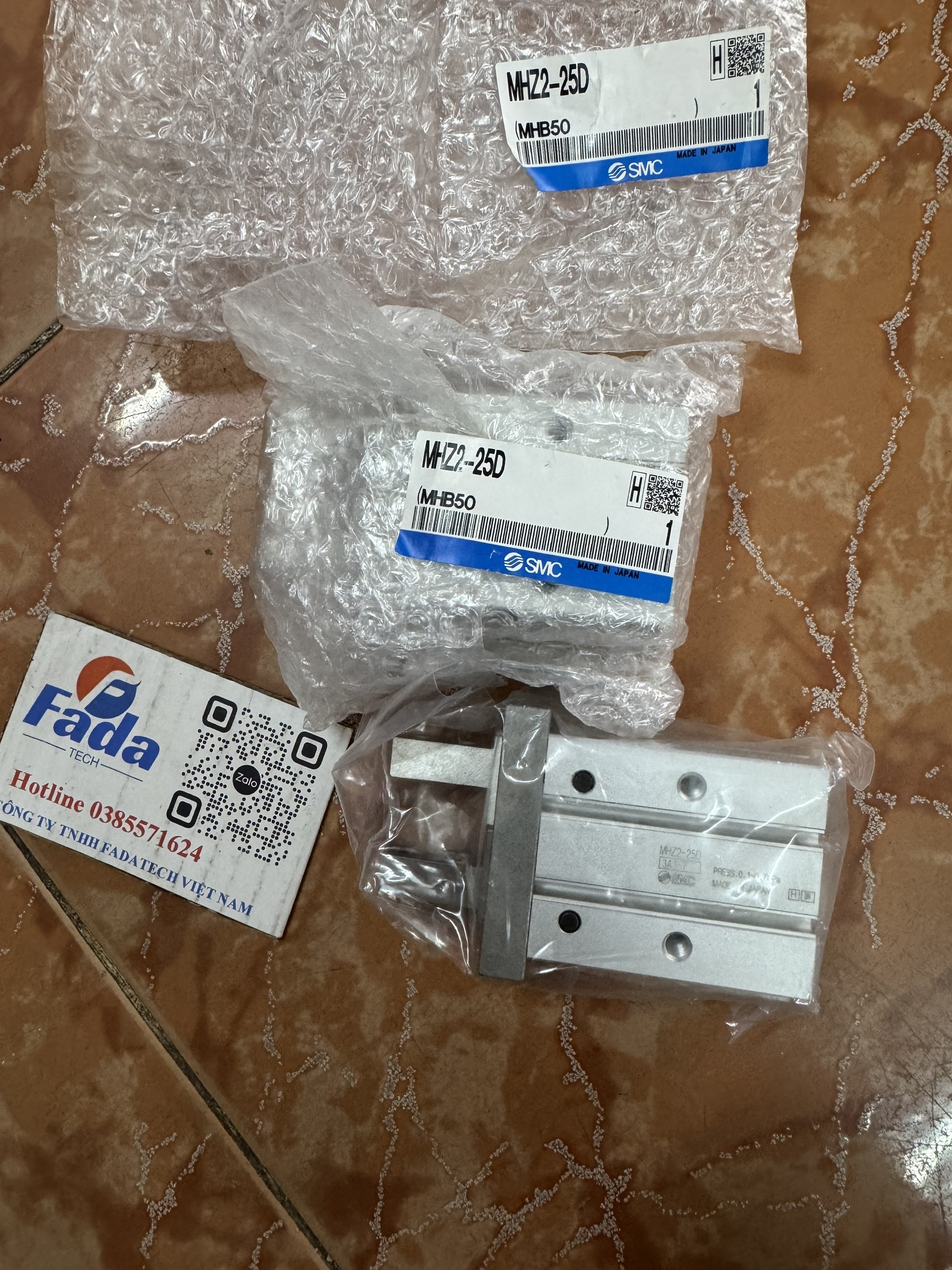 XY LANH KẸP SMC MHL2-10D1 - FADATECH VIỆT NAM