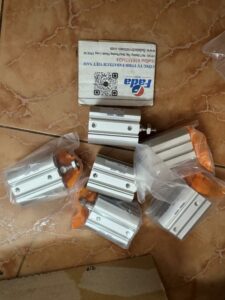 SMC CD55B25-15DCMZ